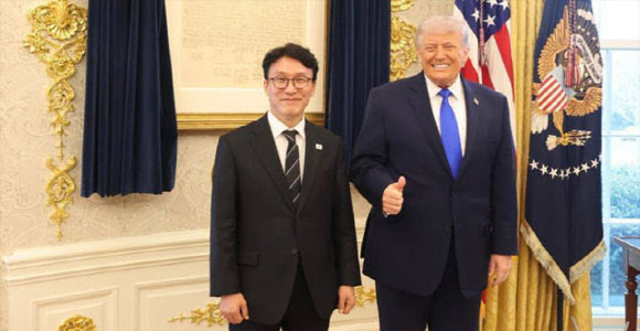 金총리, 트럼프 대통령 '깜짝 회동'...대미투자특별법 논의 가능성