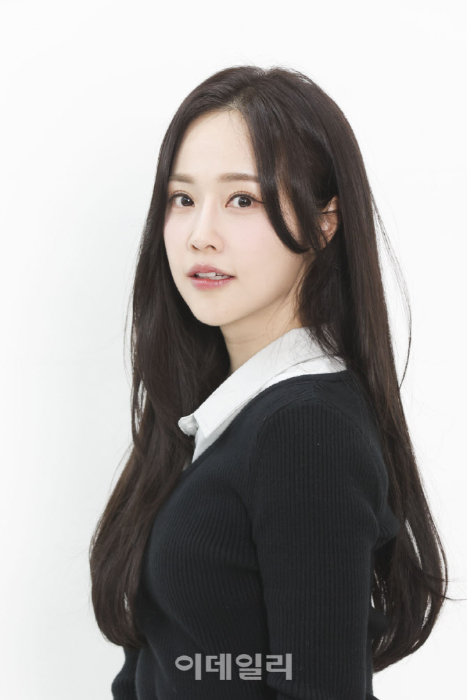 '골때녀'에서 '현역가왕3' 성장캐로...소유미 "축구·노래 둘 다 본업할래요&...
