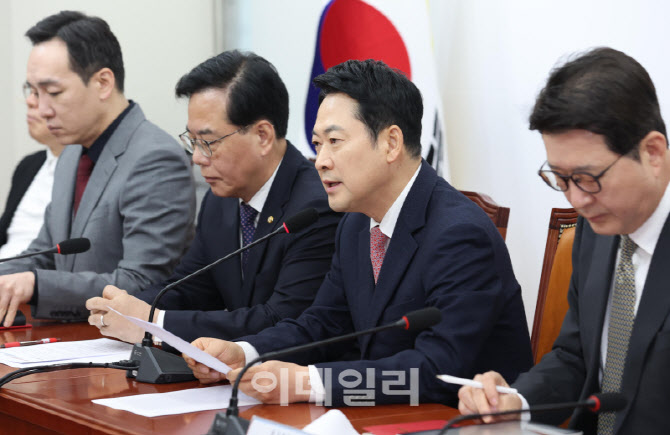 [포토]장동혁, '법왜곡죄로 무법 독재 시대...지금이라도 고쳐야'