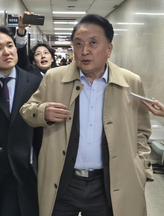 김영환 충북지사 "컷오프 못 받아들인다…원칙·절차 파괴"