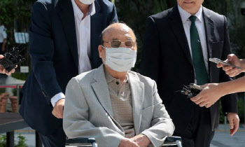 '김건희 1억 금품' 서희건설 회장 징역 1년 구형…"깊이 반성"