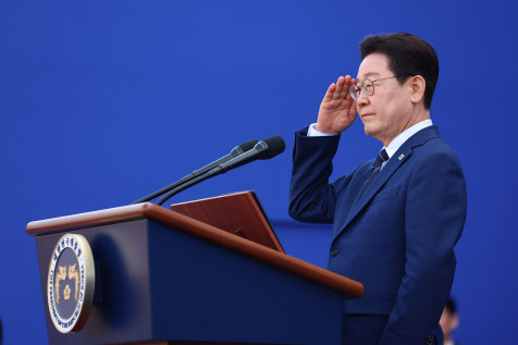 李대통령 "첨단기술 도입으로 선제적 범죄예방 필요"