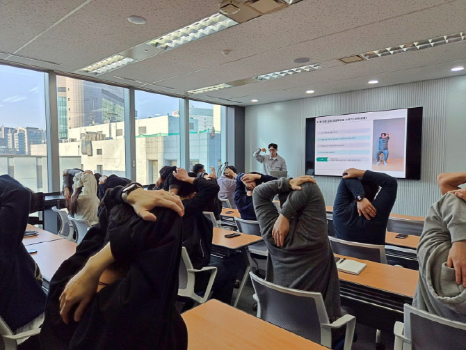 동국시스템즈, 임직원 근골격계 케어 프로그램 마련