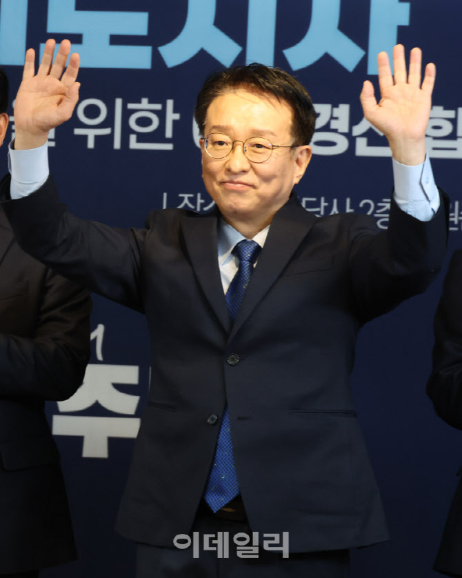 與권칠승 “개혁은 조용히”…檢개혁 당내 갈등에 우려