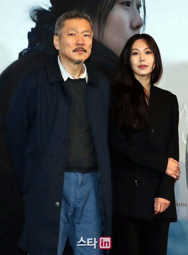 홍상수♡김민희, 혼외자 아들 목격담…"다 알아보고 술렁술렁"