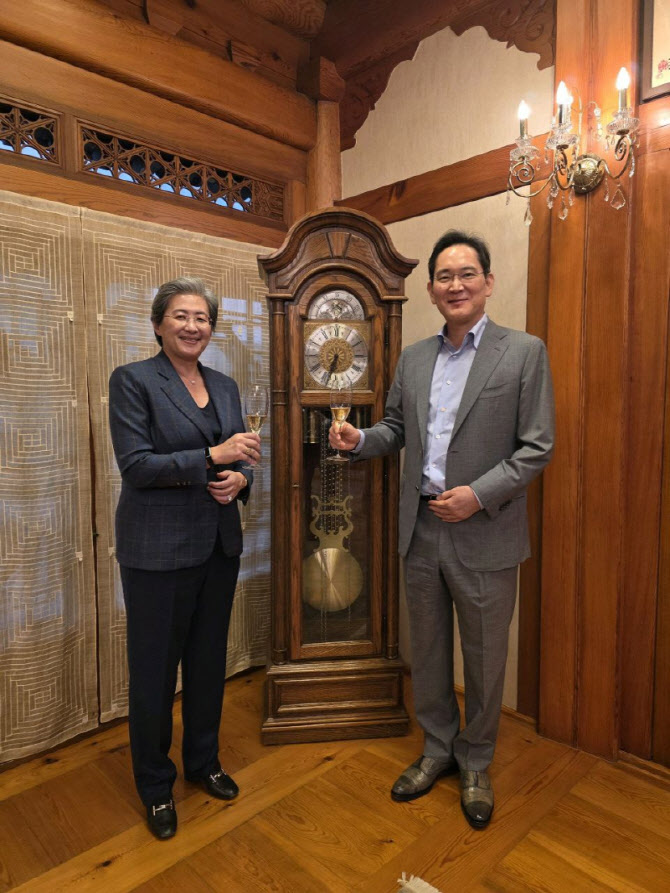 [포토]'승지원 만찬' 이재용·리사수, AI칩 혈맹 본격화