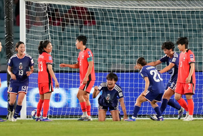 '세계 8위 벽 높았다' 여자 축구, 일본에 완패... 11년째 무승