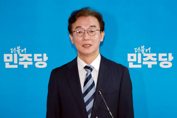 합수본, 전재수 전 의원 첫 피의자 소환…정교유착 의혹 수사