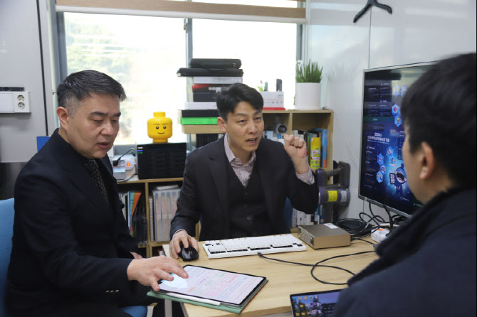 1200편 논문 1분만에 분석하고, 최적 동물실험 제안···AI동료로 R&D 흐름 바꾼다