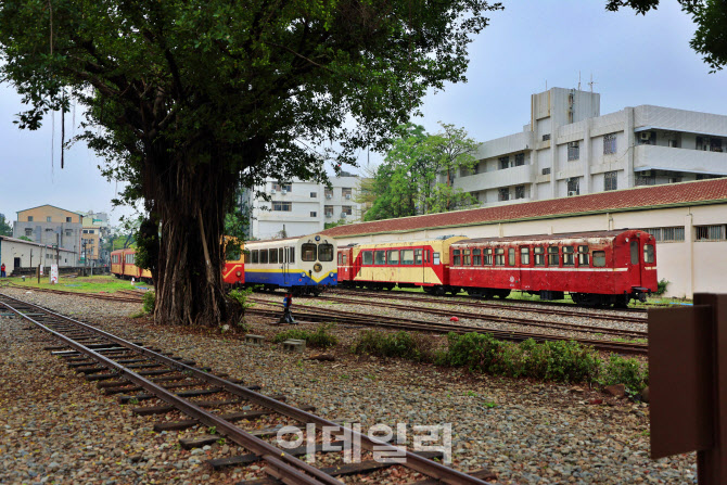 상흔의 열차 다음역은 치유의 茶 역입니다 [여행]