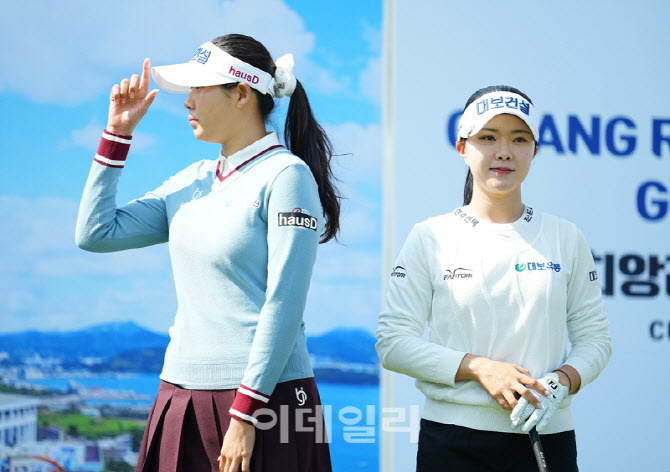 [포토]황민정-서어진,인사 먼저 할게요