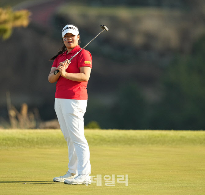 [포토]김규빈,너무 아쉬운 이글 퍼트