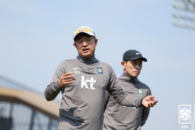 '오직 아시안게임 金' 이민성 "성적이 최우선... 병역 의무 관계없다"