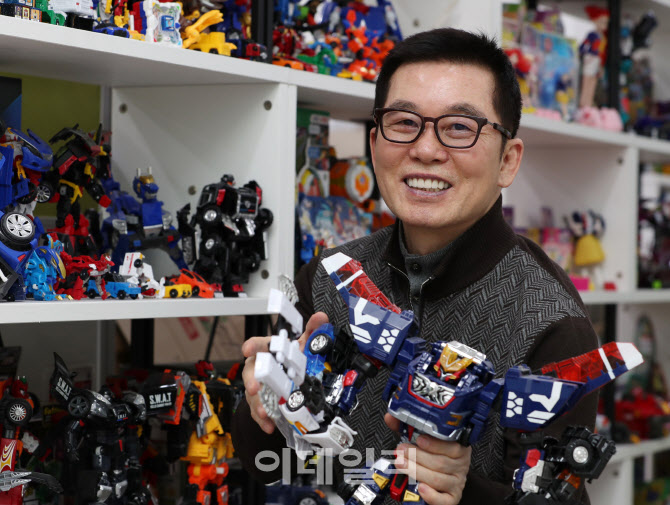 "AI만으로는 한계…손맛 더한 콘텐츠 만들 것"