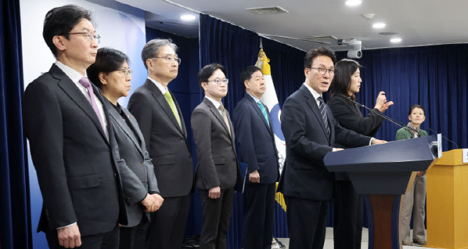 [포토]중동상황 장기화에…국무총리가 이끄는 ‘비상경제본부’ 가동