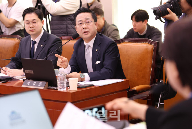 [포토]尹검찰 조작기소 국조특위, '발언하는 박성준 간사'