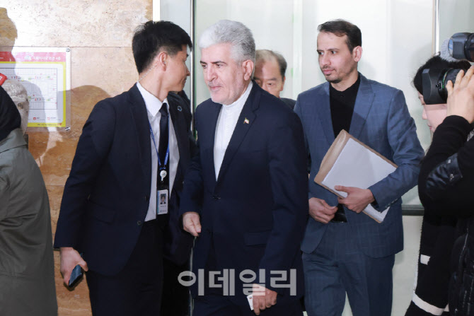 [포토]사이드 쿠제치 주한이란대사, '국회 외통위 찾아'