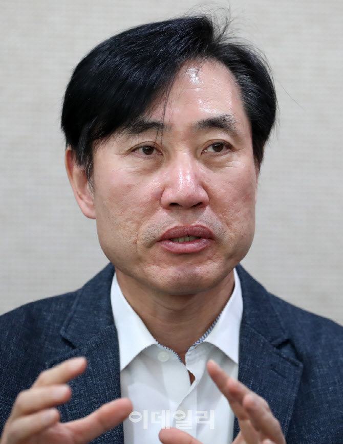 [포토] 하태경 보험연수원장