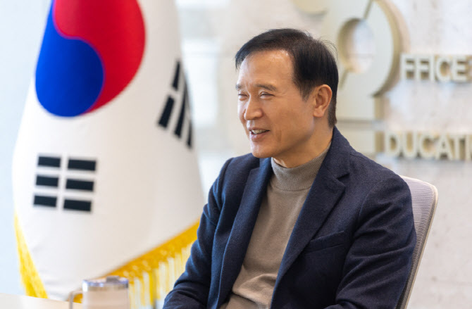 임태희 경기도교육감 재산 50.5억, 전년比 7.5억↑