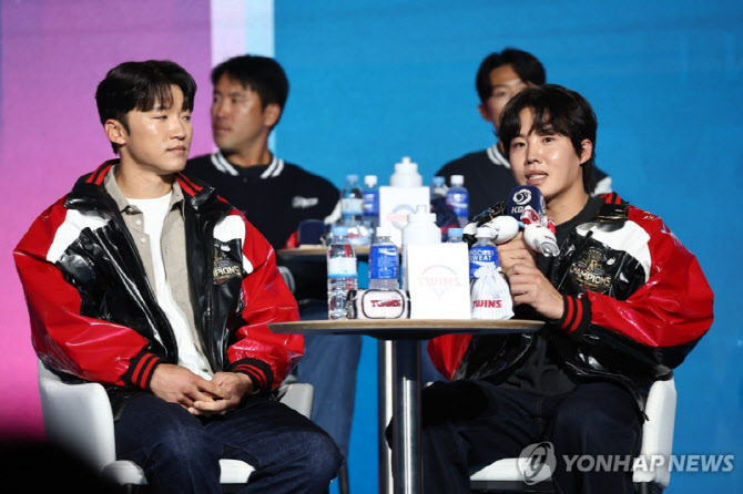 “단장 사비로 샴페인 쏜다” vs “살다 살다 별일”…입담 MVP 이미 정해졌다
