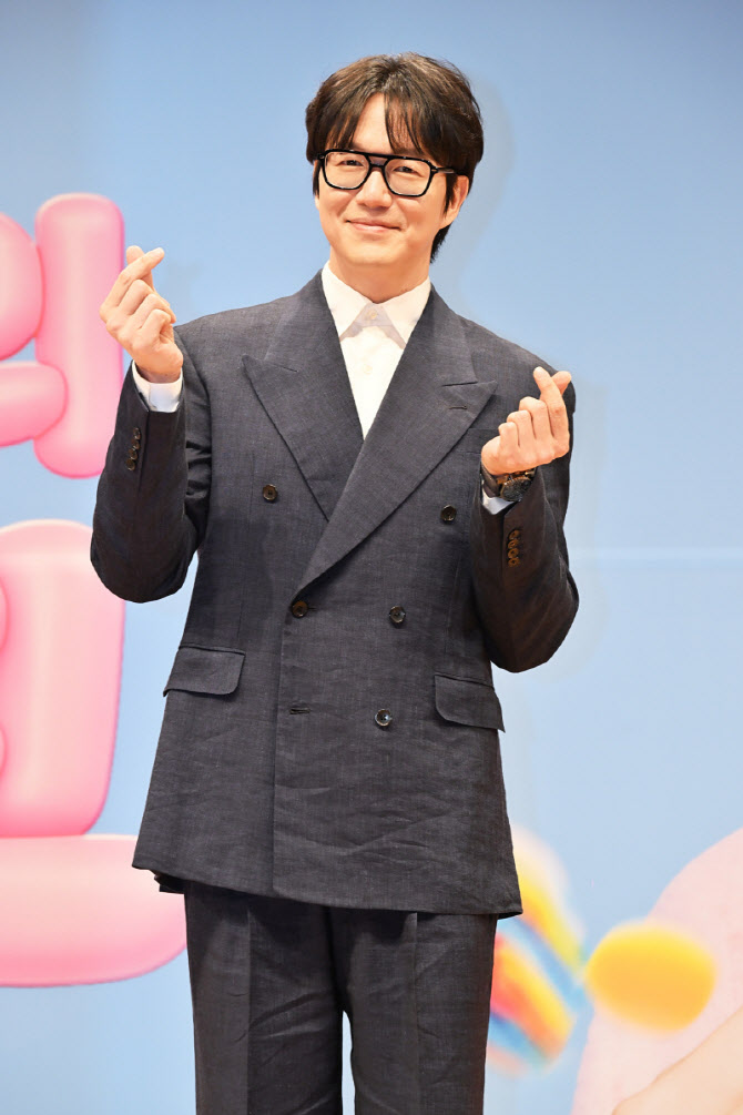 '10kg 폭풍 감량' 성시경 "뚱뚱한 중년 아저씨 아니어야 했다"