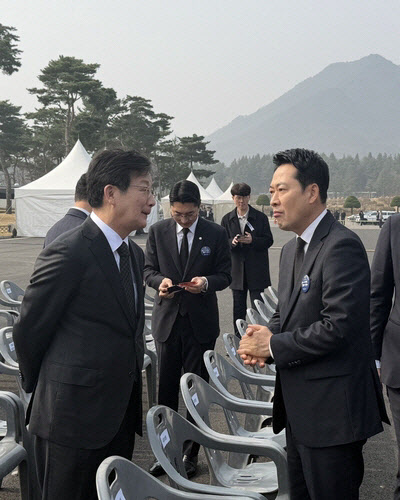 장동혁 “한 번 보자” 했지만…유승민, 불출마 입장 고수