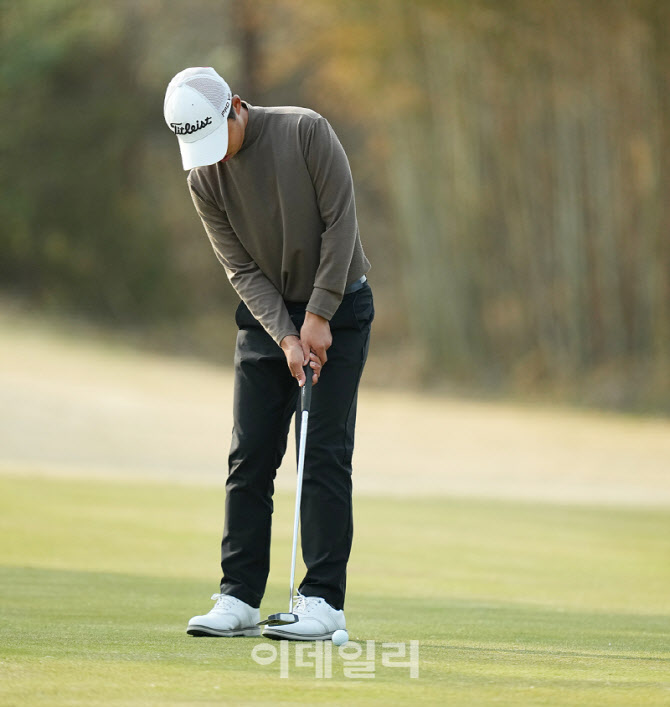 [포토]최상민,버디 퍼트 들어가라