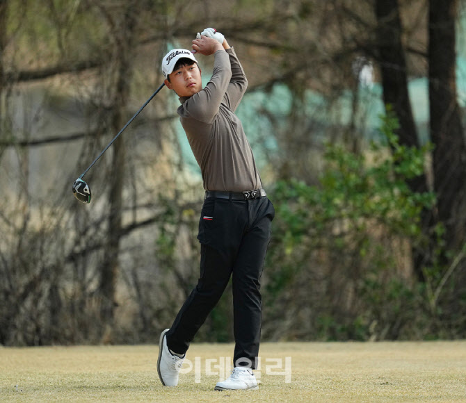 [포토]최상민,페어웨이를 향하여