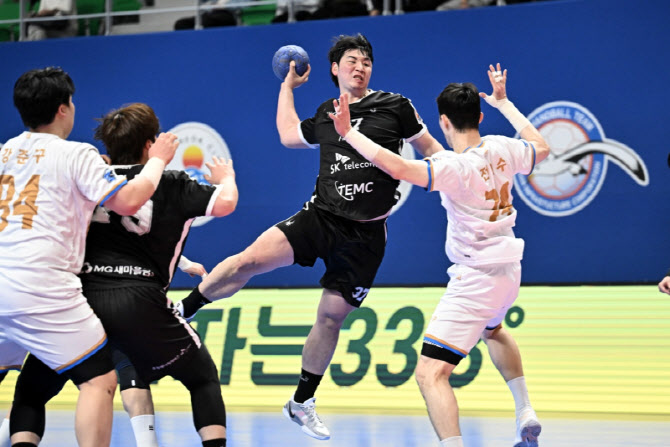 '미리 보는 챔프전' SK호크스, 1위 인천도시공사 꺾고 2위 확정