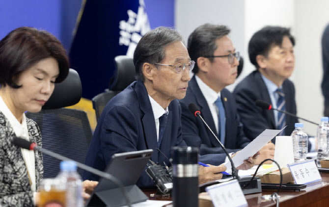 당정, 합성수지에도 수급안정 조치 검토