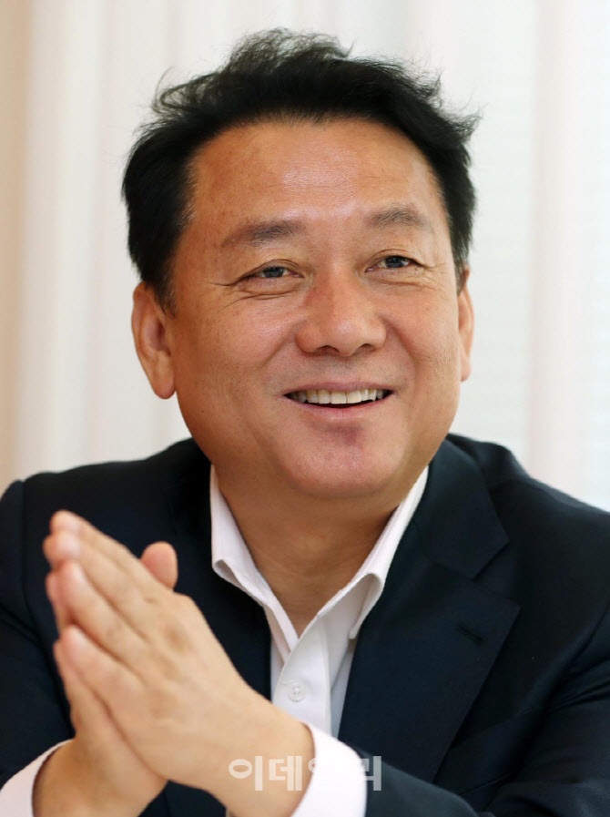 "연기금 투자→벤처 육성→국민과 수익 공유...'돈버는 국가' 만들어야"