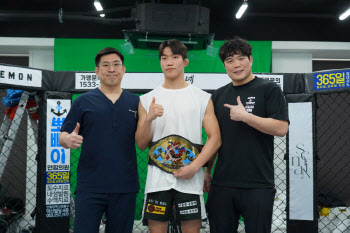 아마 종합격투기 KMMA, 2000경기 금자탑… 진영필 미들급 정상