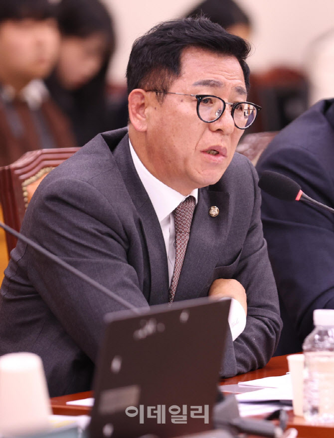 [포토]검찰 조작기소 국조특위, '발언하는 이상휘 의원'