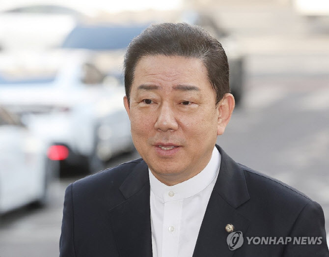 [속보]'13개 의혹' 김병기, 4차 조사 출석…20일만에 재소환