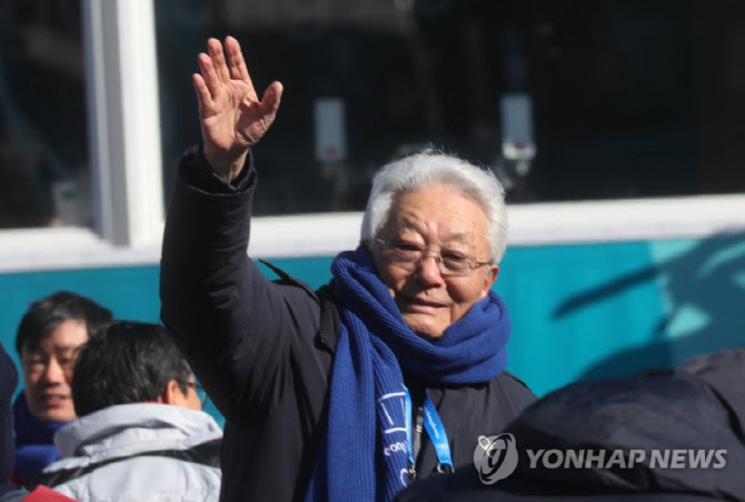 남북 단일팀·공동입장 이끈 ‘스포츠 외교관' 장웅 전 IOC위원 별세
