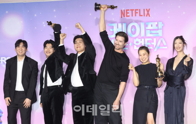 [포토]‘케이팝 데몬 헌터스’ 아카데미 2관왕