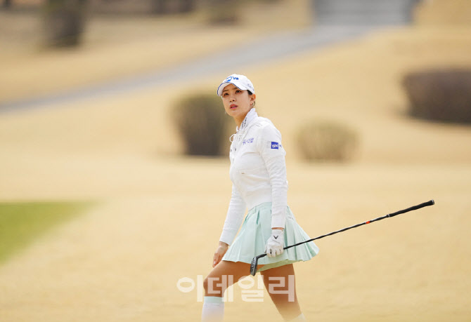 [포토]유현주,타구 보며 이동