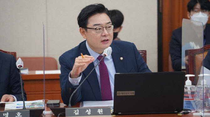 "온라인수출·유통플랫폼 법에 명시"…이커머스 수출 키운다