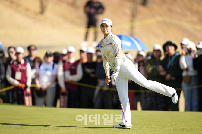 [포토]고지원,버디로 우승하고 싶었는데
