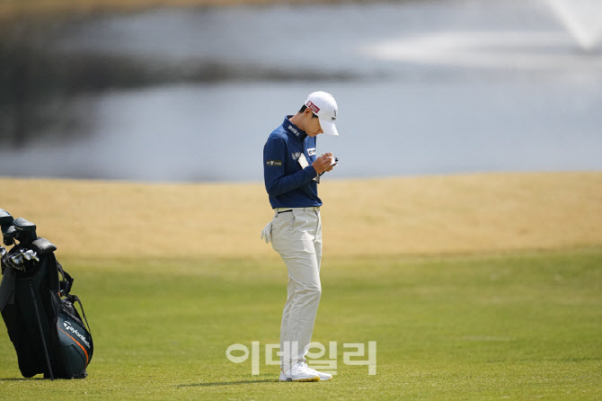 [포토]박성현,계산은 정확하게 한다