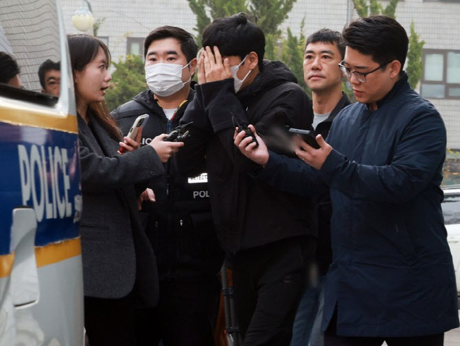 "6년 전 '박사방' 닮았다"…경찰, '보복대행 일당' 범죄단체 처벌