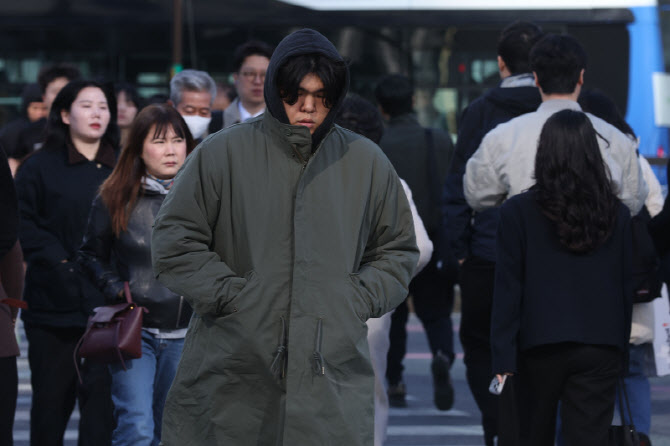 [포토]봄비 그치고 찾아온 꽃샘추위