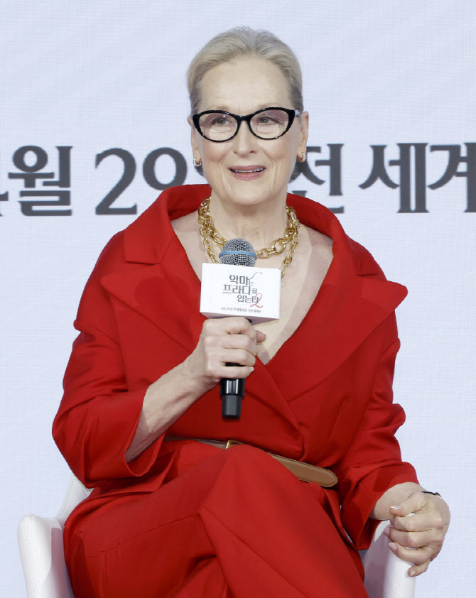 메릴 스트립 "K바베큐에 푹 빠져… 손주들은 '케데헌' 좋아해"