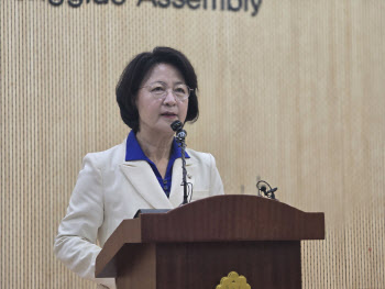 추미애 "중도확장성 부족? 성과로 증명할 것"
