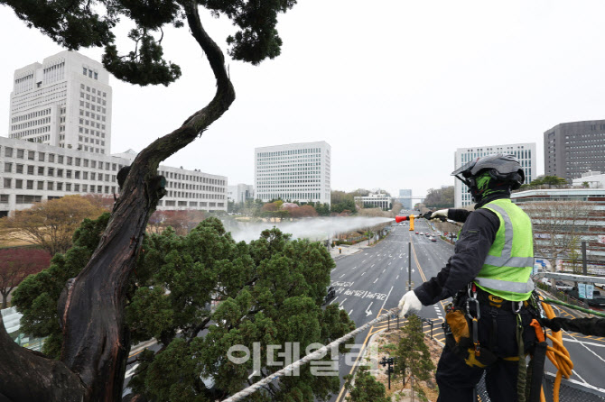 [포토] 겨우내 묵은때 물세척