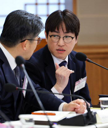 李, 하정우 출마설에 “하GPT 넘어가면 안돼요” 웃음