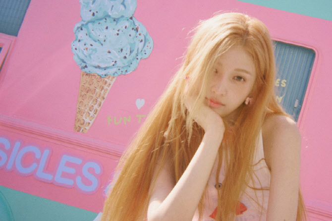 레드벨벳 조이, 고척 마운드 다시 오른다...10일 홈경기 시구