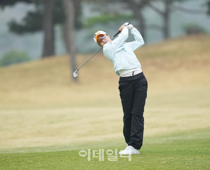 [포토]안송이,141M 샷을 보여준다