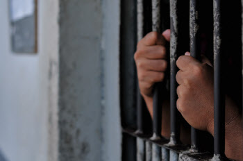 '버릇 못 고치고'…구치소서 다른 재소자 폭행한 60대男 징역형