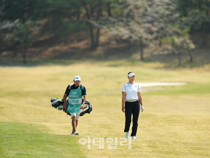 [포토]김민솔,우승향한 발걸음